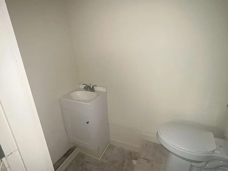 5421 Crepe Myrtle Dr — Photo 10