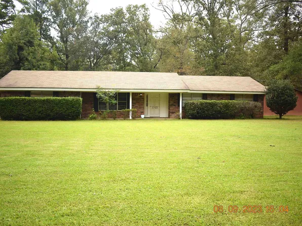 1703 Paper Ave, Bastrop, LA 71220