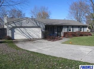 9716 Silver Shore Ct, Fort Wayne, IN 46804
