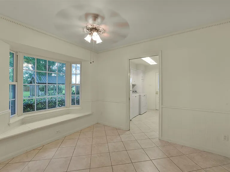 110 Hillcrest Dr — Photo 16