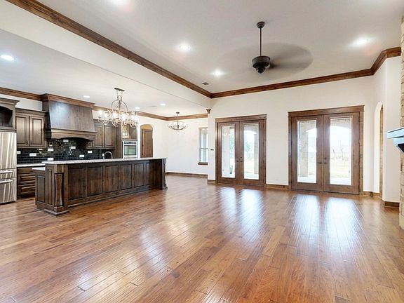 3rd image of 1012 Catalina Bay Blvd