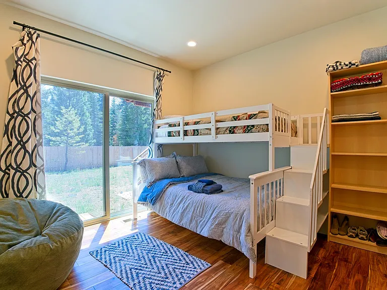 1759 Arrowhead Ave — Photo 34