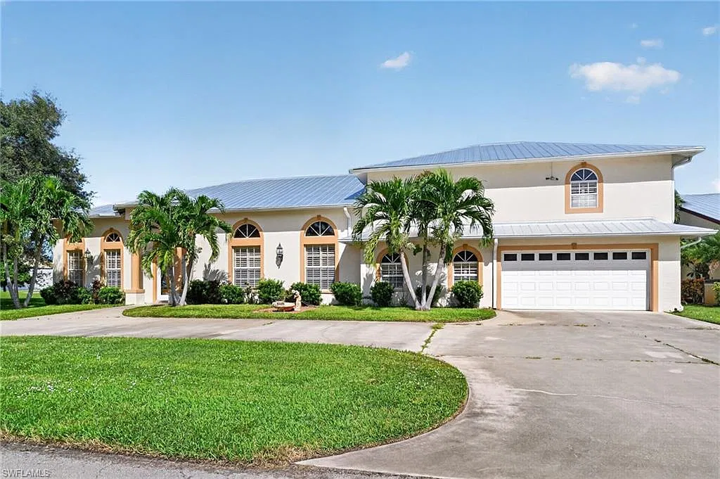 3 bed, 3.5 bath, 3289 sqft, $5,000 — Photo 4