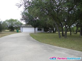 104 Spring View Dr, Johnson City, TX 78636