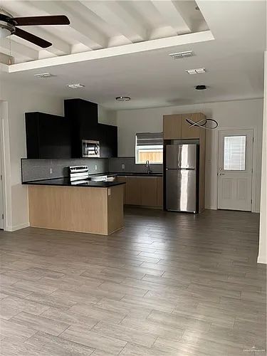 3900 Ventura Ave #1 Photo 1
