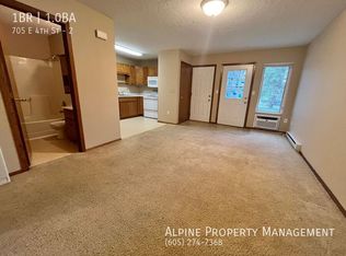 705 E 4th St APT 2, Crooks, SD 57020