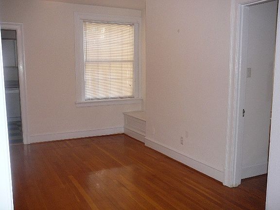 4th image of 3404 Park Ave APT 5