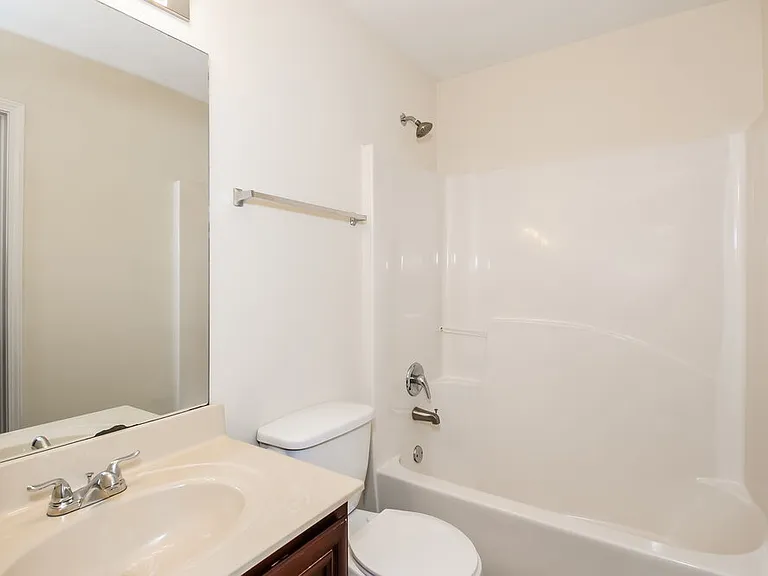 4740 Hopewell Manor Dr — Photo 15