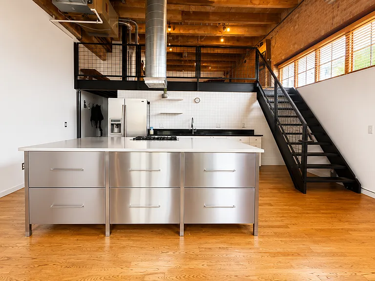 1000 E 18th Ave #100 — Photo 5