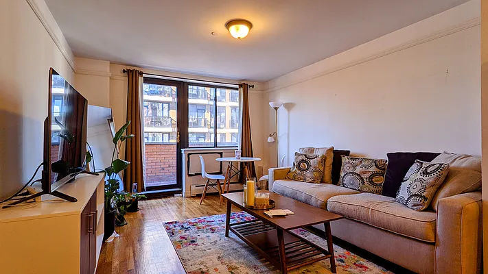 Rented by Heller Organization | media 7