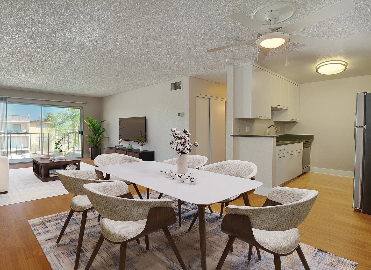 Villas of Pasadena — Photo 4