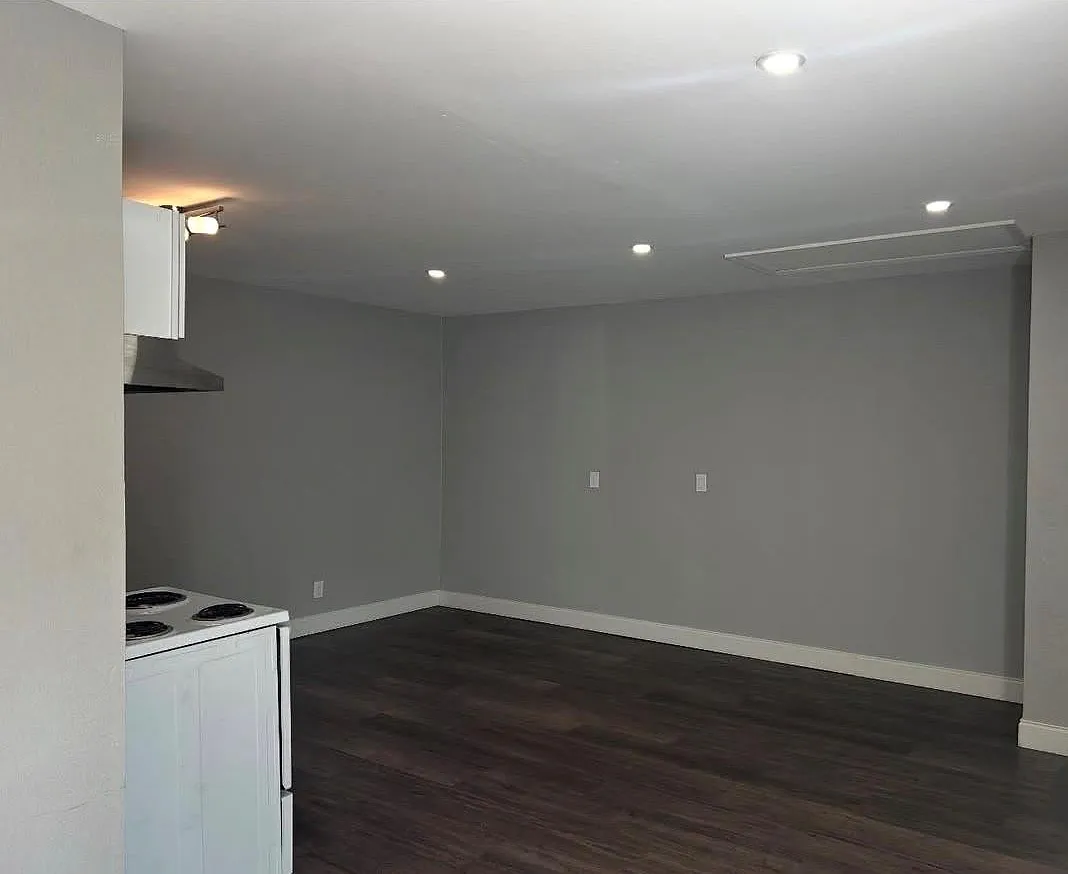 Studio, 1.0 bath, 1378 sqft, $800 — Photo 2