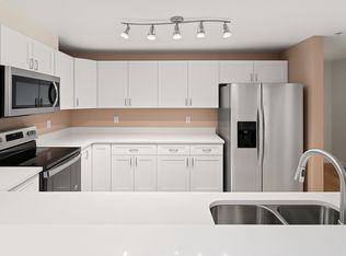 2001 120th Pl SE APT 6-304, Everett, WA 98208