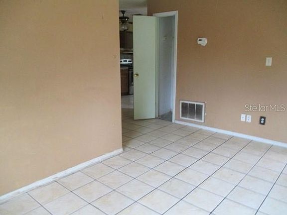 5th image of 3834 Queensboro Ave S