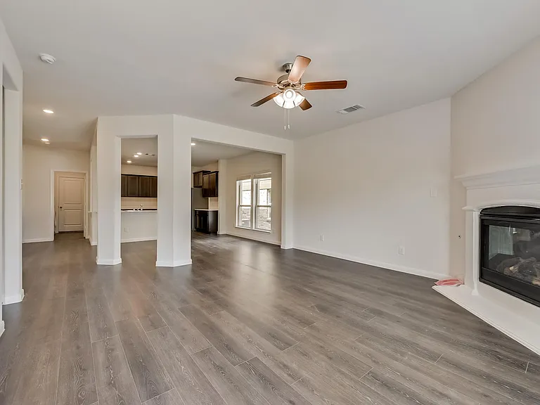 3612 Southbend Dr — Photo 3