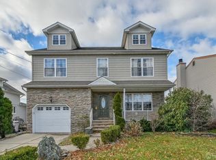 31 4th Ave, Port Reading, NJ 07064