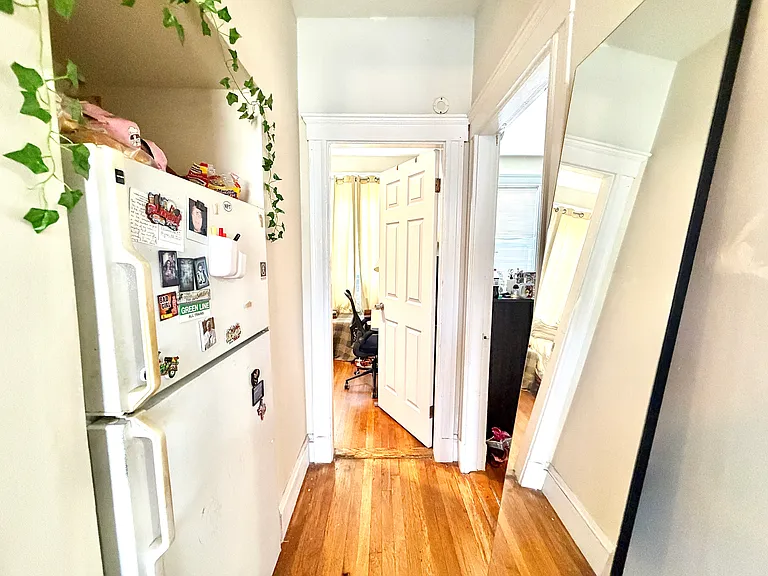 318 Summit Ave #9 — Photo 10