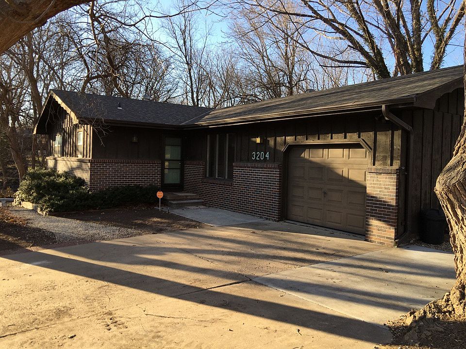 3204 Claflin Rd, Manhattan, KS 66503 Zillow