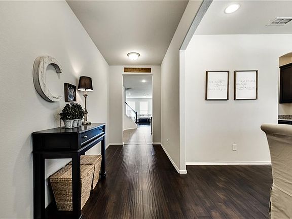 3rd image of 5208 Marina Dr