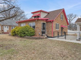 363 32nd Ave, East Moline, IL 61244