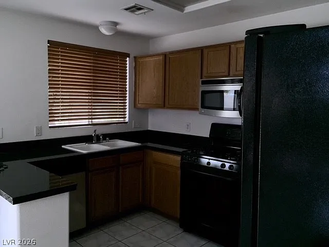 10625 Amblewood Ave #NA — Photo 3