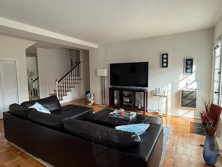 3622 Gunston Rd — Photo 7