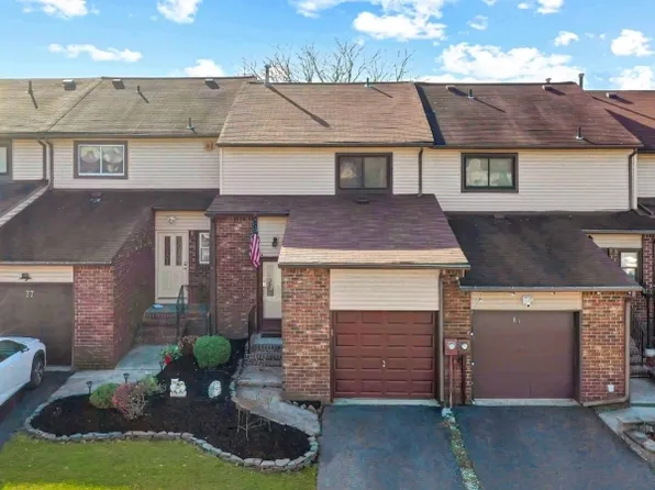 79 Chelsea Cir, Raritan Twp., NJ 08822