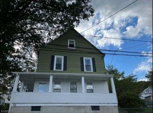 11 Willie St, Haledon, NJ 07508