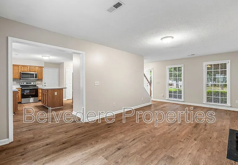 2320 Meadow Gate Dr — Photo 10