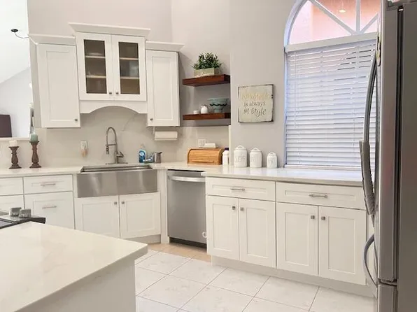 8597 Jade Dr #102, Tamarac, FL 33321