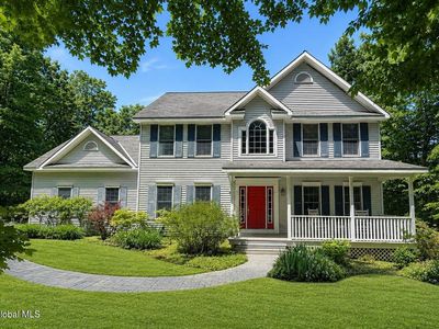 2 Marie Heights, West Sand Lake, NY, 12196