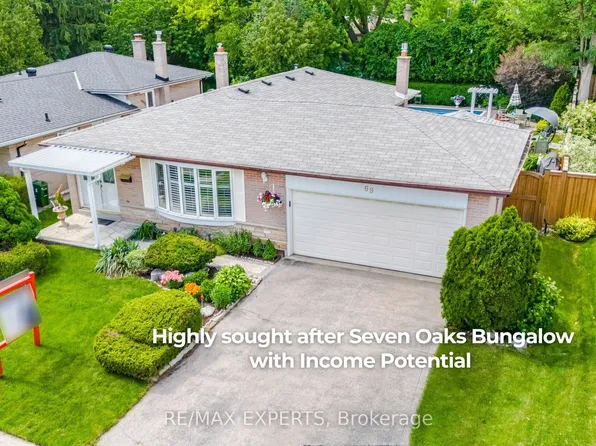 69 Oakmeadow Blvd, Toronto, ON M1E 4G6