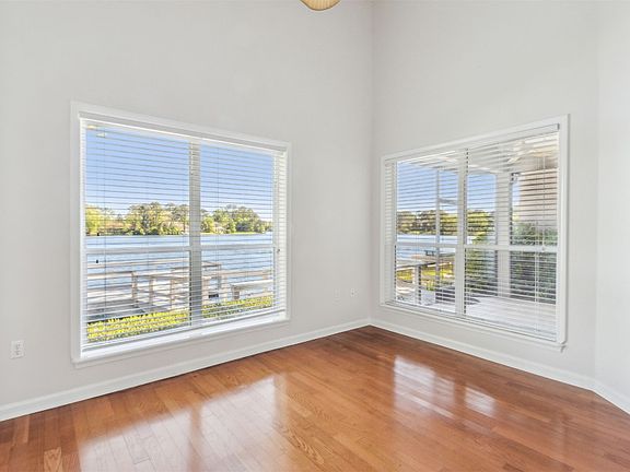3rd image of 95248 Village Dr