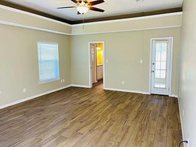426 Ridge Wood Cir — Photo 5