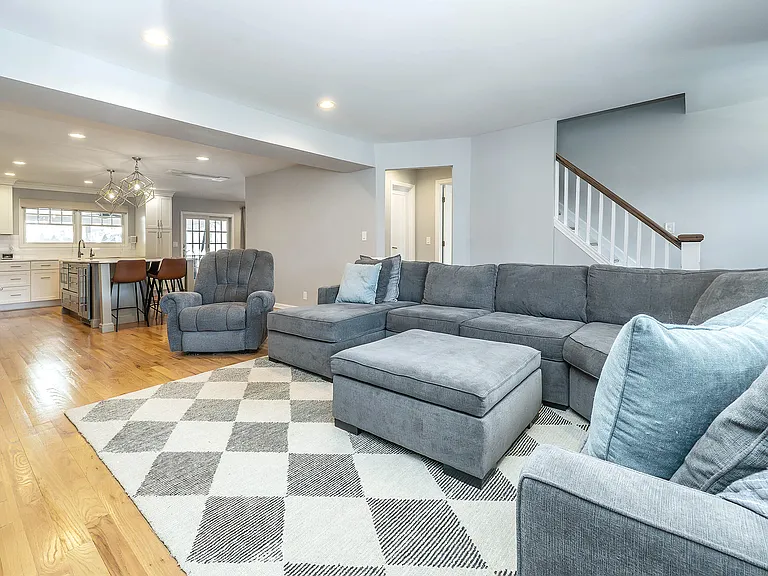 17 Winans Pl — Photo 7
