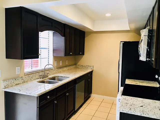 3370 Cedar Springs Pl — Photo 6