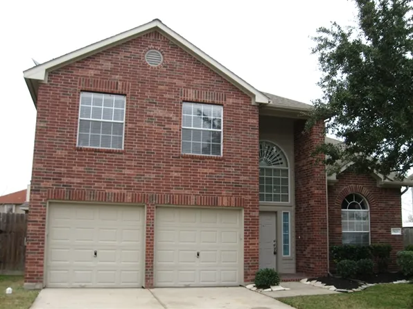 5123 Chase Park Gate St, Bacliff, TX 77518