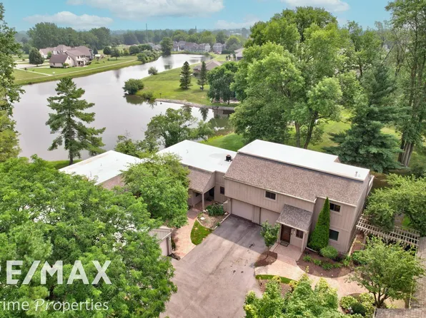 2383 Muirhead Dr, Bay City, MI 48706