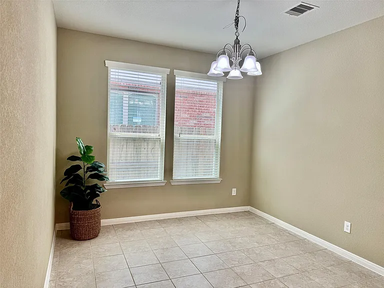 6418 Burgess Heights Ln — Photo 14