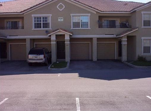 3rd image of 1103 Belmont Lane #1103