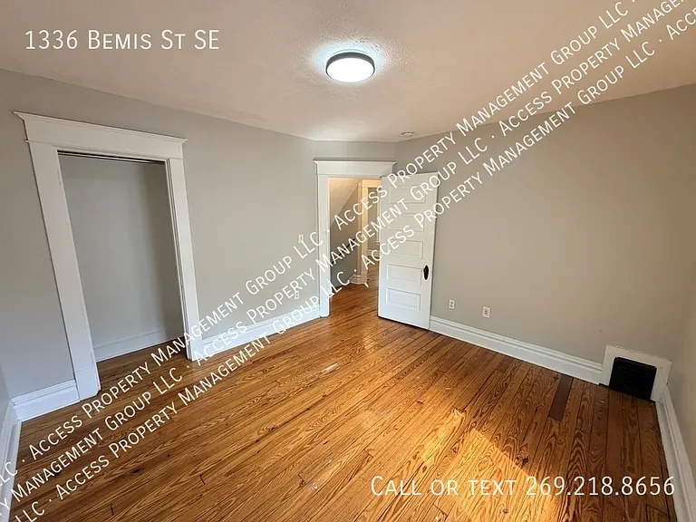 1336 Bemis St SE — Photo 22