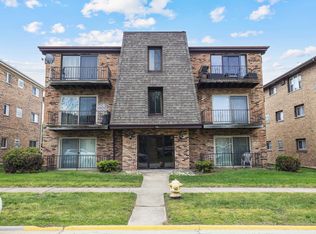 668 Clyde Ave APT 1N, Calumet City, IL 60409
