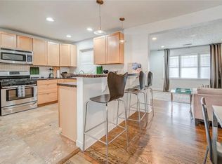 977 Pegg Rd, East Pt, GA 30344