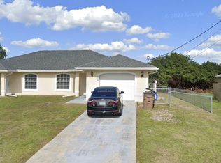 5226 26th St SW, Lehigh Acres, FL 33973