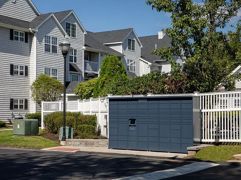 eaves Wilmington West Amazon package lockers