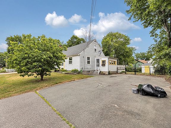 3rd image of 31 Delprete Ave