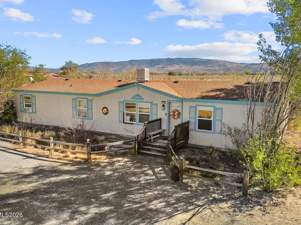 2155 E 9th St, Silver Springs, NV 89429
