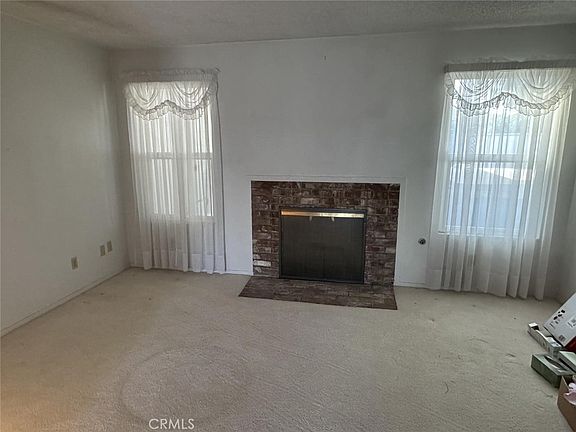 4th image of 2308 Katy Ln