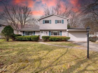 6946 Kinsman Dr, Sylvania, OH 43560