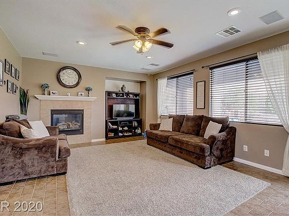 4th image of 9220 Black Wolf Ave